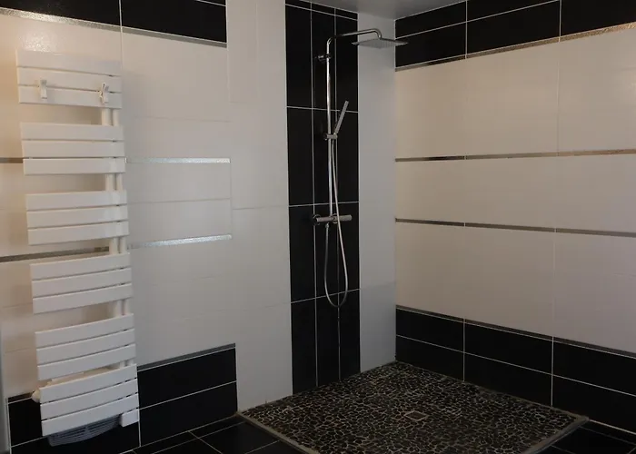 Ferienhaus Le Minerai, Maison De 6 Couchages, Avec Jardin & Parking, Wifi - Lares Mortree